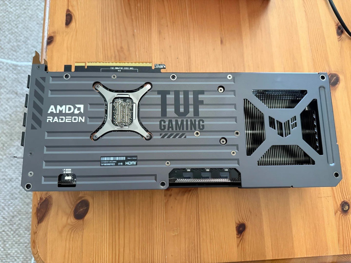 ASUS GPU Manufacturing Mix-Up Results in Cross-Branded Radeon and ...