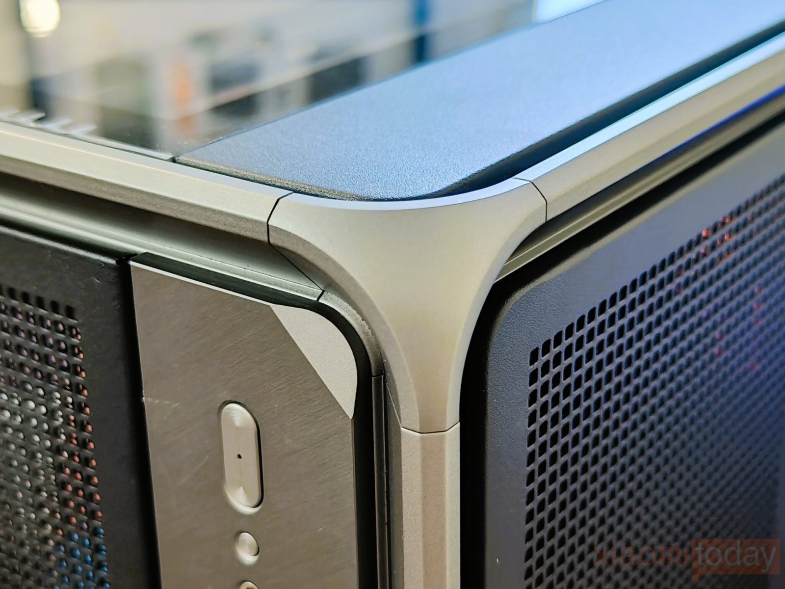 JONSBO BO400 Hands-On Review: Cube-Style ATX Case with Panoramic Glass ...