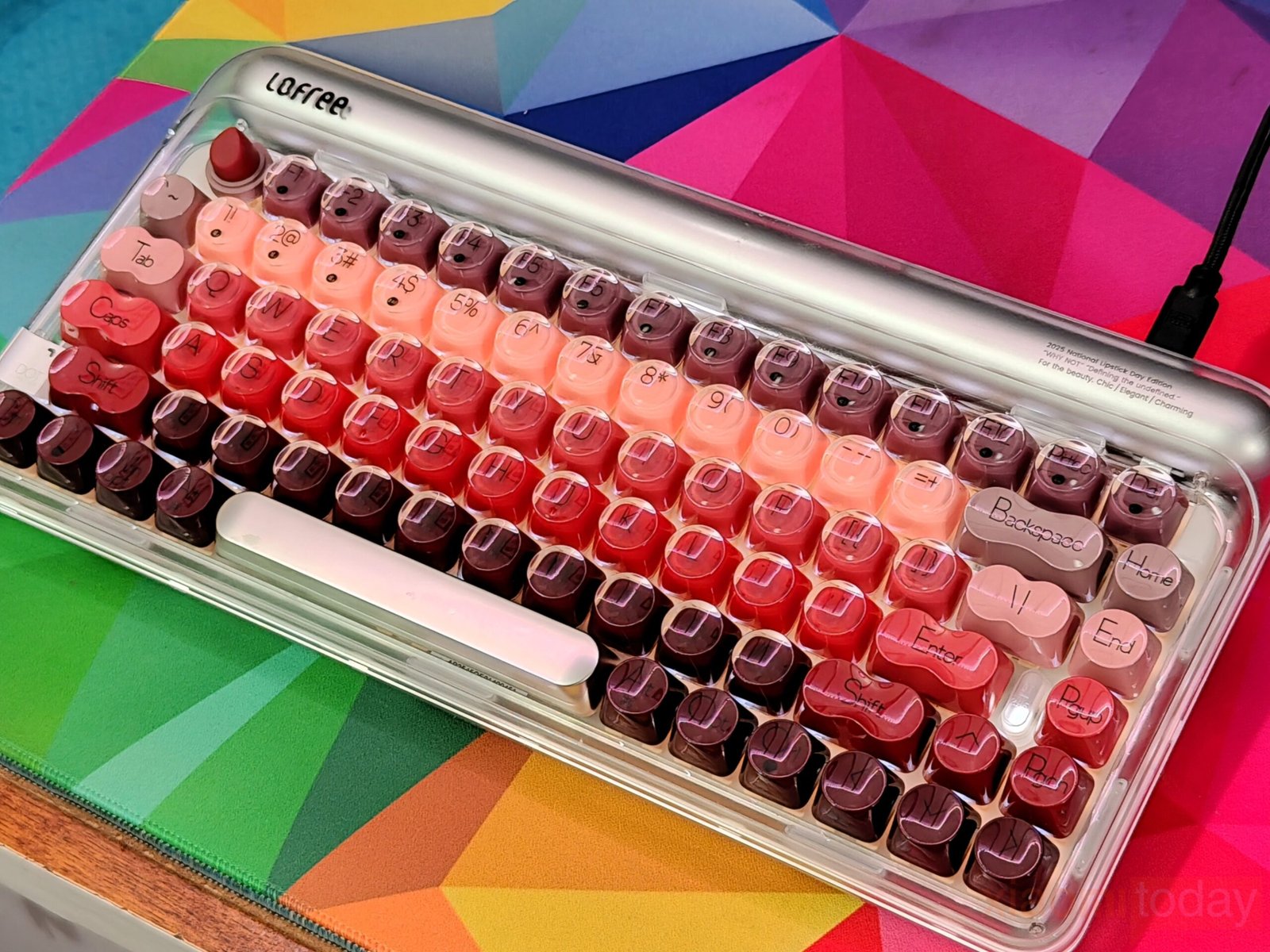 Lofree Lipstick Wireless Keyboard Review: Stylish 75% Keyboard with ...