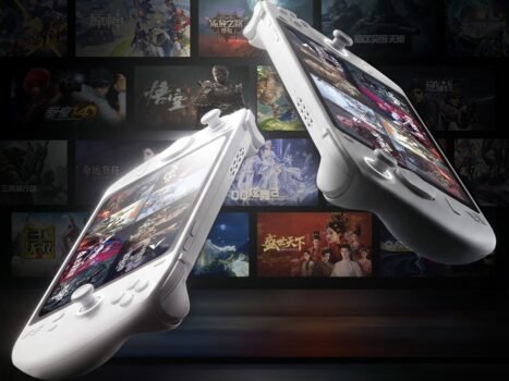 Lenovo Legion C700 Cloud Gaming Handheld