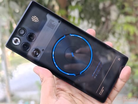 REDMAGIC 11S Pro Review: Snapdragon 8 Elite Gen 5 and Gaming Performance