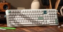 EPOMAKER RT100 PRO Mechanical Keyboard Launches with Modular Display and 5000mAh Battery